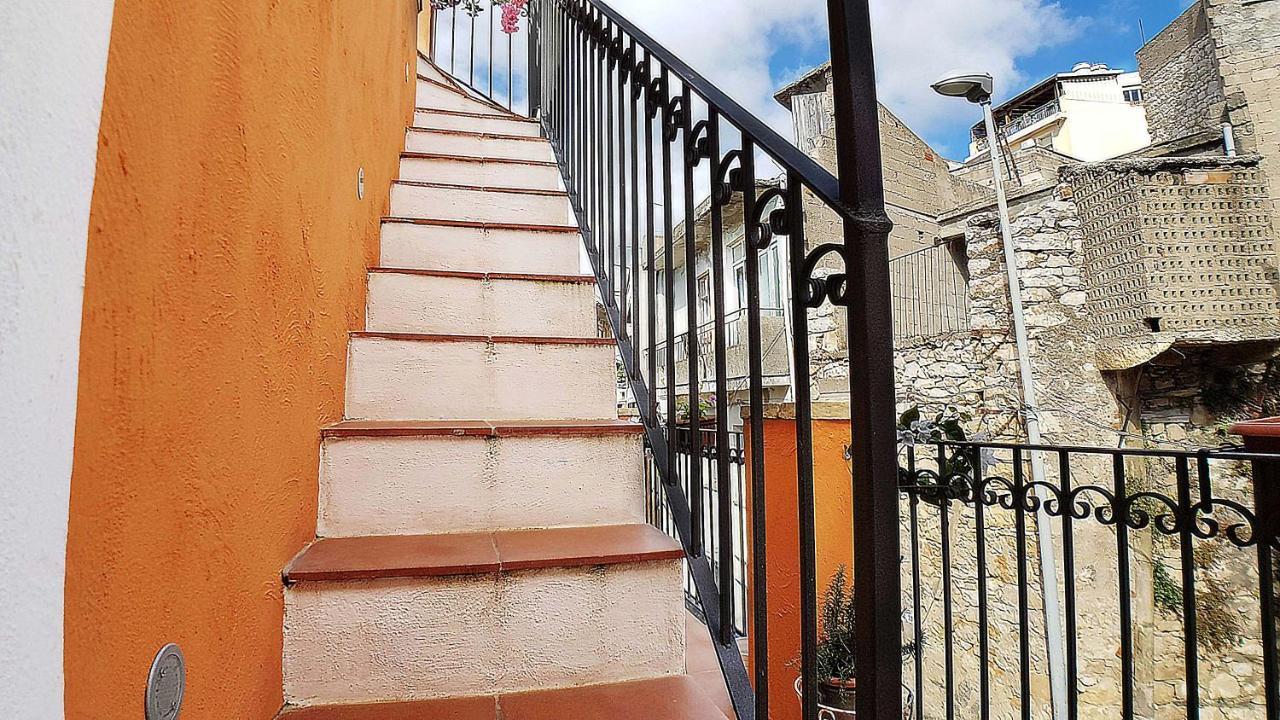 Casa Vacanza La Posadina Baunei Kültér fotó