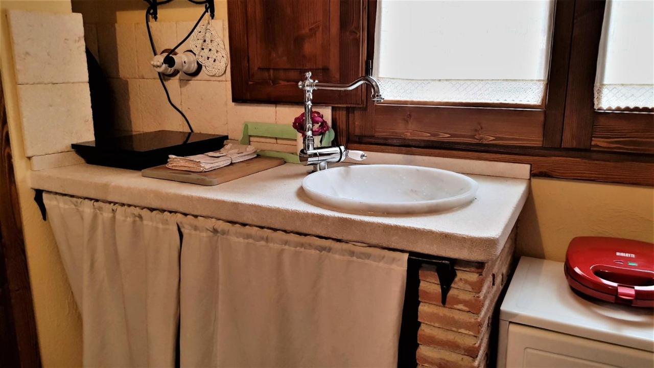 Casa Vacanza La Posadina Baunei Kültér fotó
