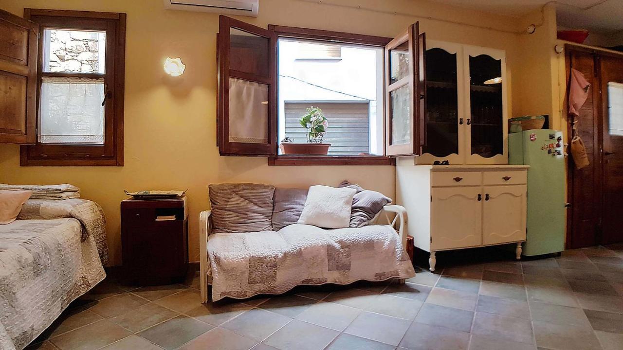 Casa Vacanza La Posadina Baunei Kültér fotó