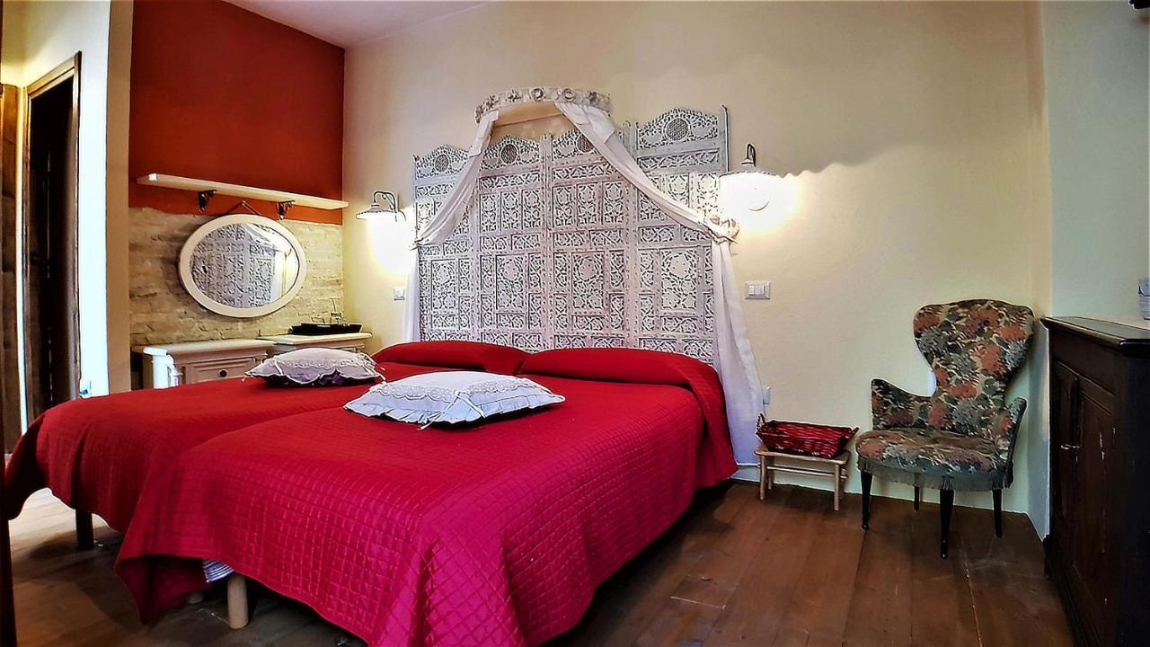 Casa Vacanza La Posadina Baunei Kültér fotó