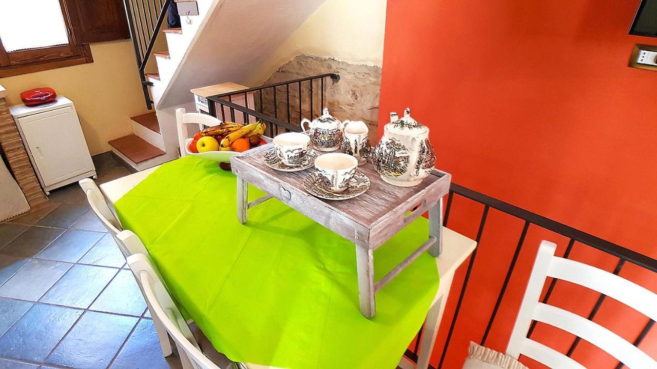 Casa Vacanza La Posadina Baunei Kültér fotó